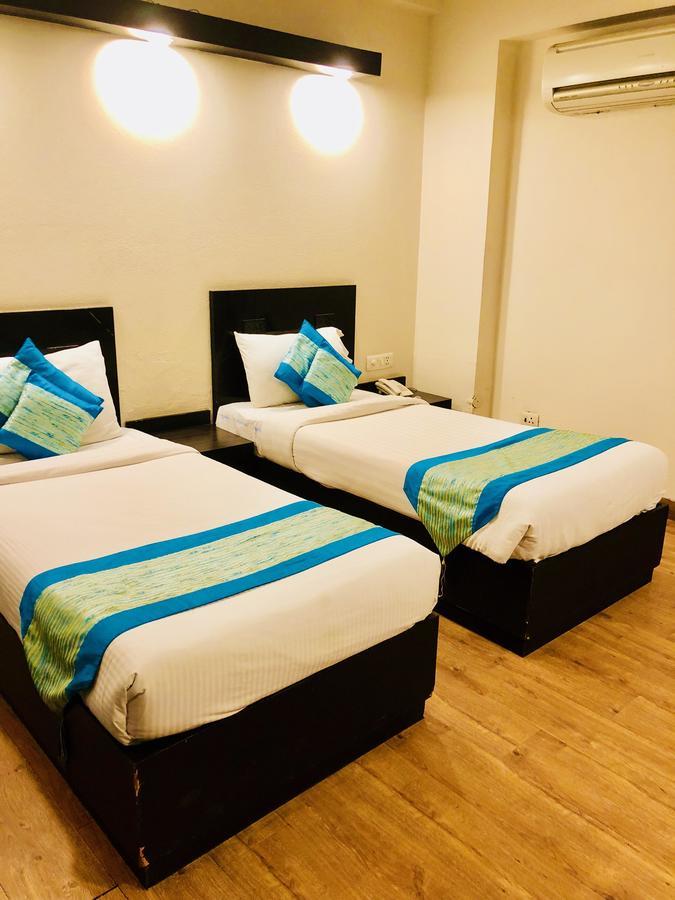 Regale Inn New Delhi Exterior photo